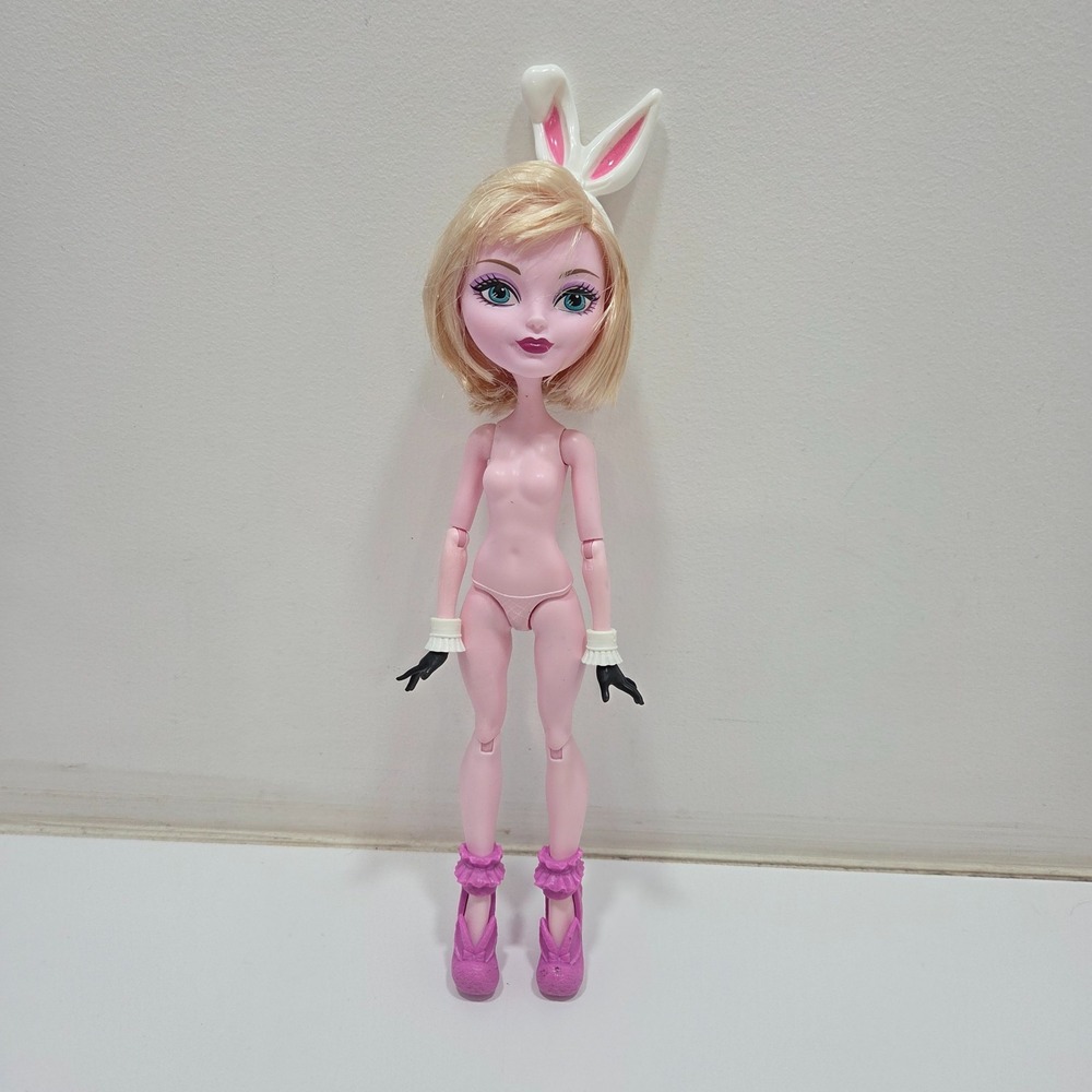 Monster High Doll - Bunny Blanc - Carnival First Date - Ever After High